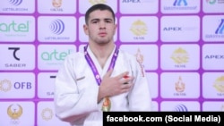 Абубакр Шеров, паҳлавони тоҷик.