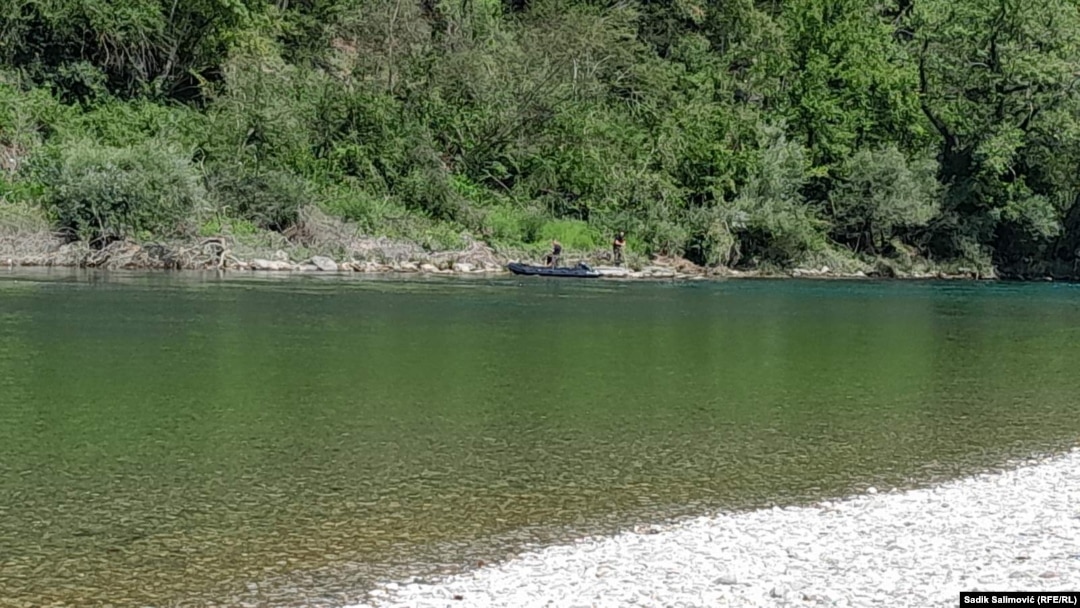 Spasioci u akciji na reci Drini, mesto Tegare, BiH, 22. avgusta 2024.