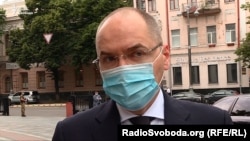 При цьому міністр закликав українців не займатися самолікуванням, не купувати і не вживати антибіотиків без призначення лікаря