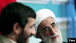 اظهارات دبیر شورای نگهبان در دفاع از دولت محمود احمدى نژاد از آن رو حائز اهمیت است كه نهاد زیر نظر وی بايد بر روند انتخابات آينده رياست جمهورى نظارت كند.