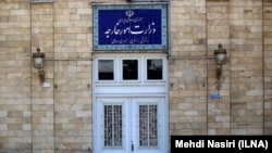 وزارت خارجه ایران می‌گوید دیدار مقام‌های کویتی با نماینده گروه «الاحواز»، دخالت آشکار در امور داخلی جمهوری اسلامی است