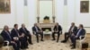 Встреча президентов России и Армении - Владимира Путина (справа) и Сержа Саргсяна - в Кремле, Москва, 10 августа 2016 г.․ 