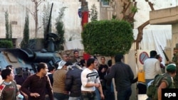 درگیری ها میان طرفداران ومخالفان دولت فواد سینوره از دانشگاه بیروت شروع شد