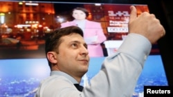 Зеленський кандидати обов’язково повинні пройти медичну експертизу і довести народу, що серед них немає «ні алкоголіків, ні наркоманів»