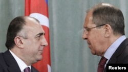 Встреча глав МИД России и Азербайджана Сергея Лаврова и Эльмара Мамедъярова в Москве, 18 июля 2011 г. 