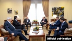 ՀՀ ԱԳ նախարարն ընդունում է ԵԱՀԿ ՄԽ համանախագահներին, արխիվ