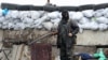Блокпост российских гибридных сил возле комбикормового завода, Славянск, 30 апреля 2014 года