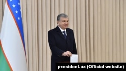 Президент Узбекистана Шавкат Мирзияев. 