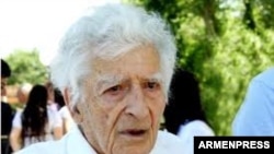 Էդվարդ Միրզոյան