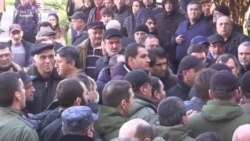 «Почему мы являемся инициаторами переговоров?»