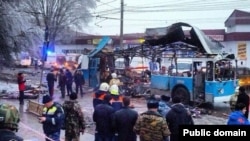 Мощность взрывного устройства составила не менее 4 кг в тротиловом эквиваленте. Оно было начинено поражающими элементами, идентичными тем, что использовались во время вчерашнего взрыва на вокзале