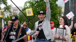 Сяргей і Сьвятлана Ціханоўскія 28 чэрвеня ў Вільні.