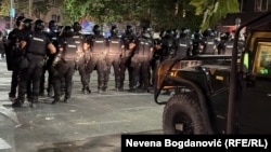 Policijske jedinice u blizini Pravnog fakulteta na Bulevaru kralja Aleksandra u Beogradu, 29.6.2025.