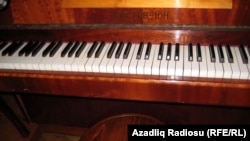 Atası Vaqif Mustafazadənin pianosu