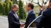 Armenia -- Prime Minister Nikol Pashinian (L) greets his Russian counterpart Dmitry Medvedev in his private residence in Yerevan, April 29, 2019.