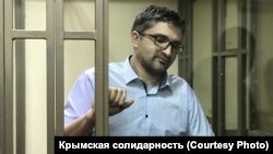 Кримський блогер, громадянський журналіст Наріман Мемедемінов, засуджений у Росії до двох з половиною років ув'язнення