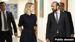 Armenia - Armenian Foreign Minister Ararat Mirzoyan and EU foreign policy chief Kaja Kallas meet in Yerevan, June 30, 2025.