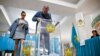 Молодежь призвала довести число наблюдателей до 10 тысяч