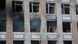 Одно из зданий в городе Смела, пострадавших в результате налета в ночь на 29 июня