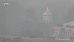 Через лісові пожежі під Чорнобилем повітря в Києві стало найбруднішим у світі (відео)