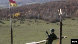 Югоосетинский переговорщик считает, что наиболее вероятным временем проведения боевиками вооруженных провокаций на границе могут быть предстоящие новогодние или рождественские праздники