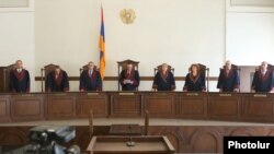 Armenia -- Constitutional Court Chairman Hrayr Tovmasian (C) reads out a ruling on an appeal lodged by former President Robert Kocharian, Yerevan, September 4, 2019.