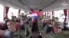 Российские военнослужащие после очередного обмена пленными