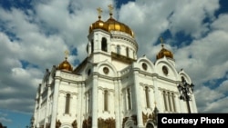 Россия признала независимость Южной Осетии, однако Русская православная церковь не спешит следовать ее примеру. Она по-прежнему считает, что, согласно православным канонам, это территория Грузинской церкви